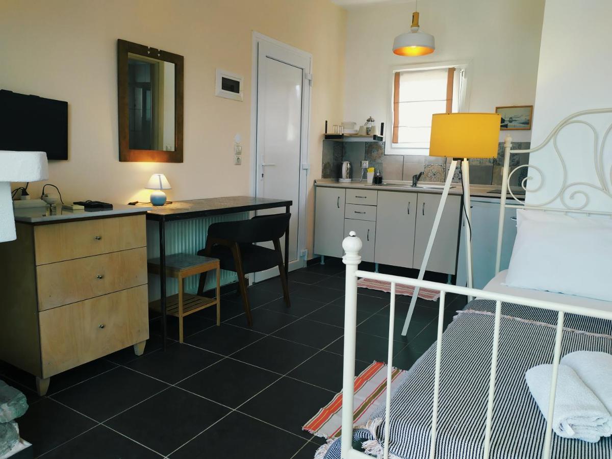 Lofos Vourvourou Apartment Bagian luar foto