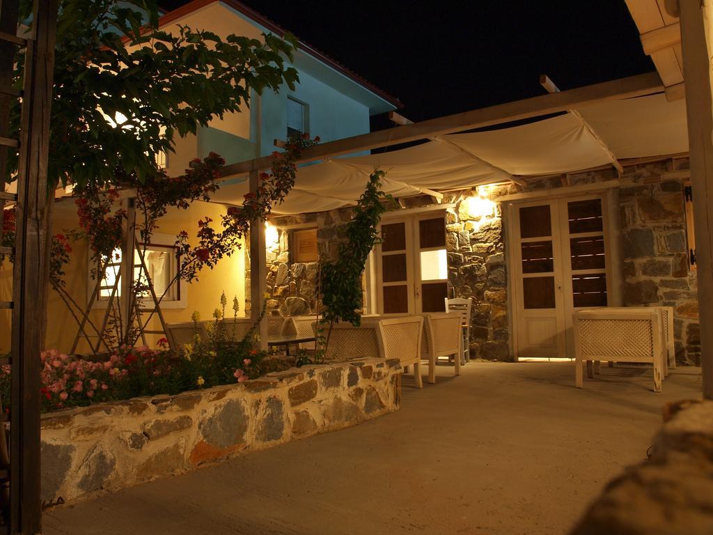 Lofos Vourvourou Apartment Bagian luar foto