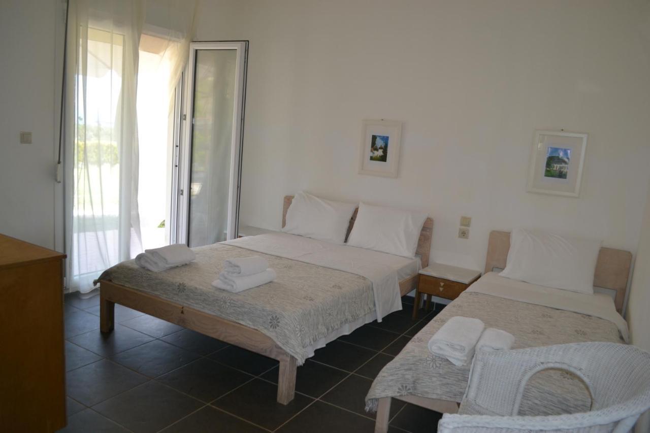 Lofos Vourvourou Apartment Bagian luar foto